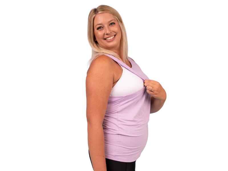 pregnant mother wears a navy nursing tank top