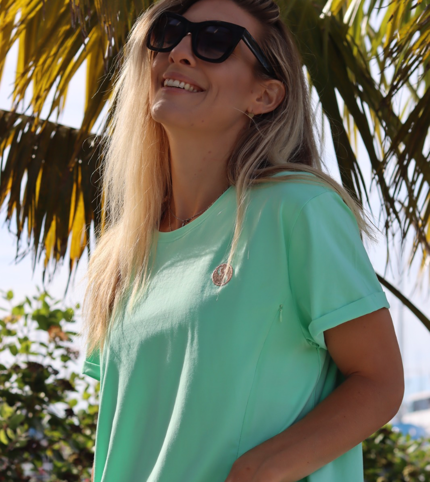 Charlotte Tee